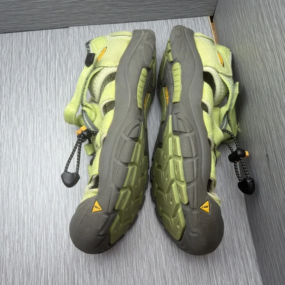 KEEN Newport H2 Sport Sandals Youth 5 Green Water Hiking Outdoor Shoes